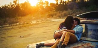 లైంగిక క్రీడ వల్ల పలు ప్రయోజనాలున్నాయని Romance positions double exercise