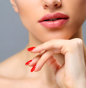 పగిలిన పెదాలకు బెస్ట్ రెమెడీస్ chapped lips