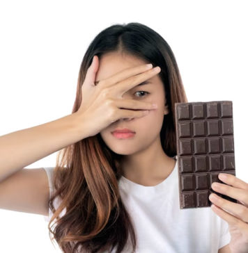 డార్క్ చాక్లెట్లో సీసం, కాడ్మియం దాగి ఉంటాయా.? Dark Chocolate Risks