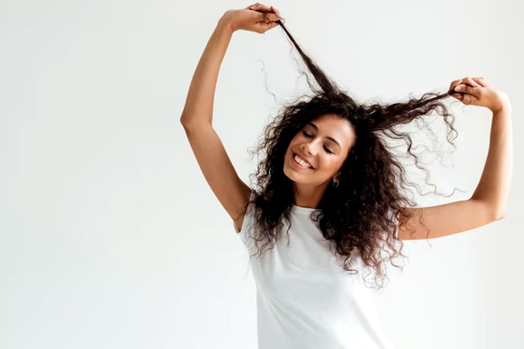 Castor oil improves growth of Hair