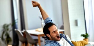 వర్షాకాలంలో నిద్రమత్తు ఆవహిస్తోందా.? వదిలించుకునే చక్కని వ్యూహాలివే.! - Monsoon Magic: Beating Sleepiness and Staying Energetic Sleepiness and Staying Energetic