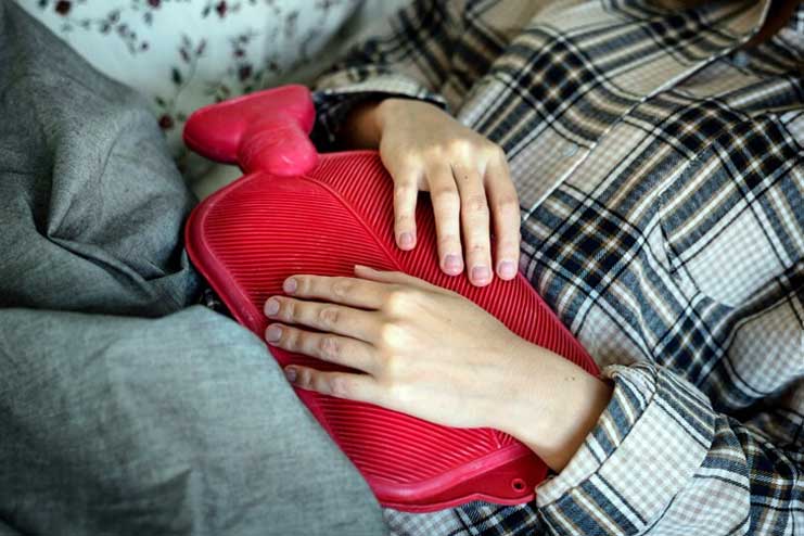 How can I treat pelvic pain at home