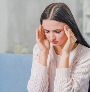 మైగ్రేన్ ( ఒక వైపు తలనొప్పి): కారకాలు, లక్షణాలు, నిర్థారణ, చికిత్స Migraine-Causes-Symptoms-Diagnosis-and-Treatments