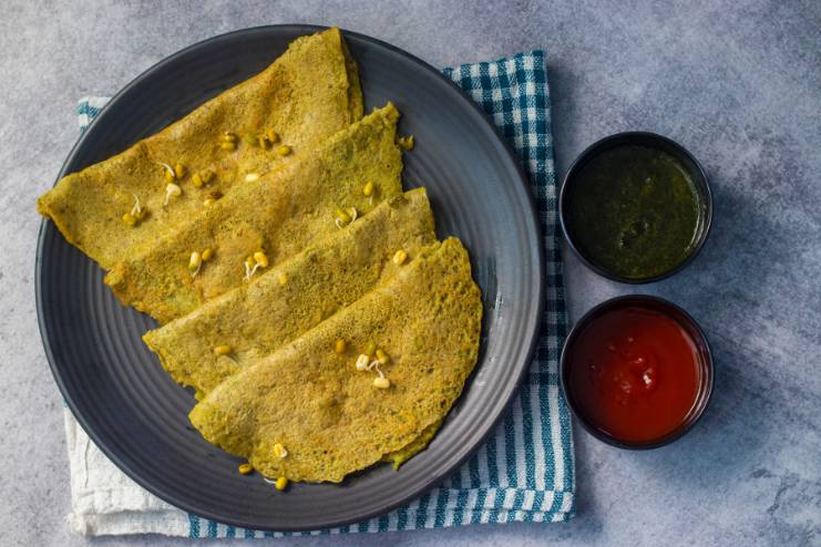 How to make sprouted mung bean gram dosa