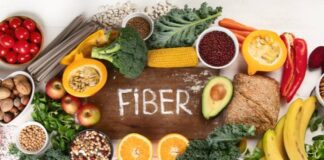 తప్పక తినాల్సిన 22 అధిక ఫైబర్ ఆహారాలు ఇవే: - 22 Top High-Fiber Foods to Incorporate in Your Diet Top High-Fiber Foods in Your Diet