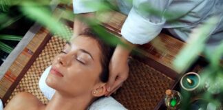 అరోమాథెరపీ: రోజువారీ జీవితంలో చేర్చే ప్రత్యేక మార్గాలు - Aromatherapy: Unique Ways to Incorporate in Daily Life Aromatherapy in Daily Life