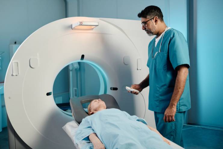 CT scan or MRI scan