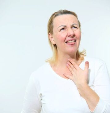 స్వరాన్ని రక్షించుకుంటూ.. గొంతు వ్యాధులను నివారించండిలా.! Protecting Your Vocal Cords and Preventing Throat Ailments