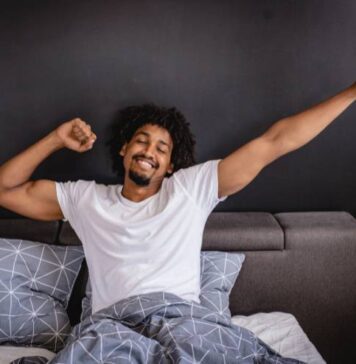 ఉదయాన్నే మేల్కొనడానికి మిమ్మల్ని మీరు ఇలా మార్చుకోవచ్చు.! Train Yourself to Wake Up on Time in the Morning