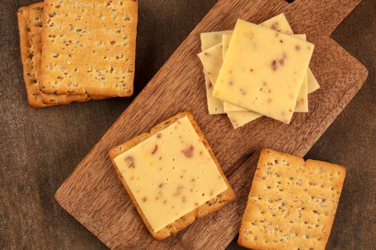 Cheese and crackers