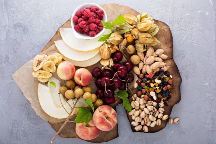 Fresh fruit and nuts