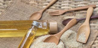 నువ్వుల నూనె: ఉపయోగాలు, అరోగ్య ప్రయోజనాలు, దుష్ప్రభావాలు - Sesame Oil: Uses, Health Benefits, and Caution Sesame Oil Health Benefits