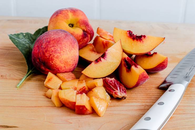 Peaches Nutrients and Antioxidants