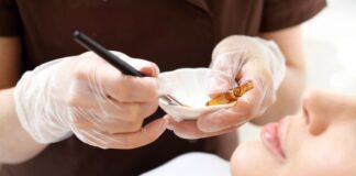 కెమికల్ ఎక్స్ఫోలియెంట్స్ అంటే ఏమిటీ.? తెలుసుకోవాల్సిన విషయాలు - What are Chemical Exfoliants: Things you need to know What are Chemical Exfoliants