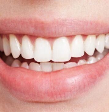 తెల్లటి దంతాలను వేగంగా అందించే సహజ పద్ధతులు ఇవే.! Get Whiter Teeth Fast with These Natural Methods