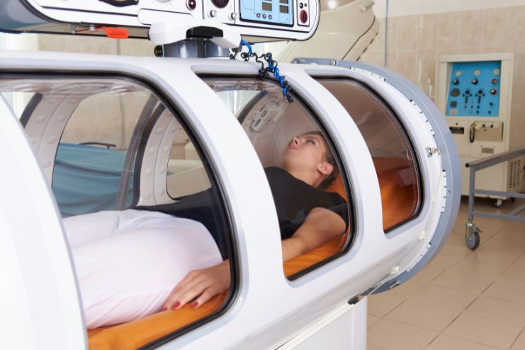 Hyperbaric oxygen chamber