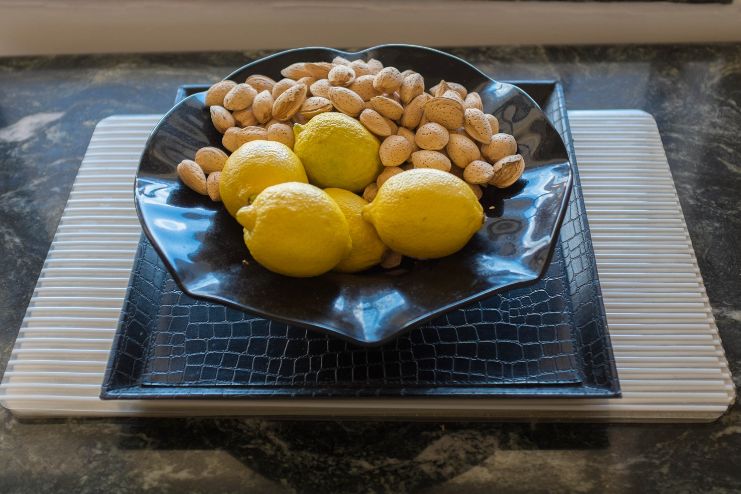 Lemon and Almond Mask