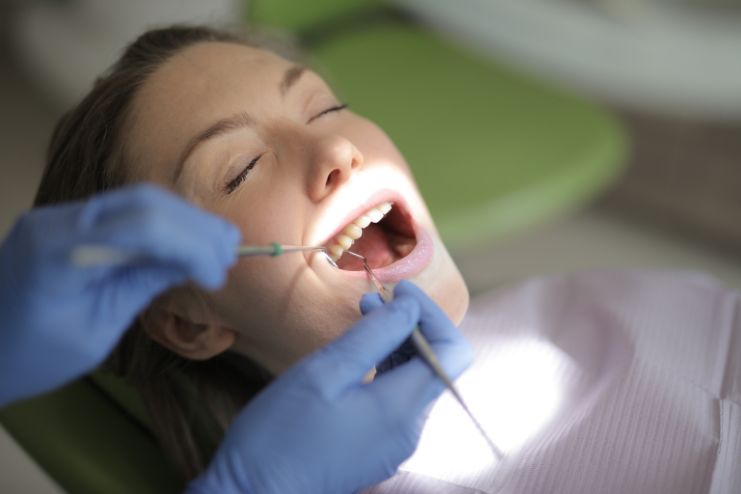 Whitening at dentist’s clinic