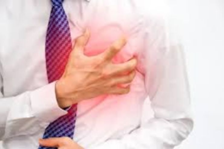 How is right-side chest pain treated