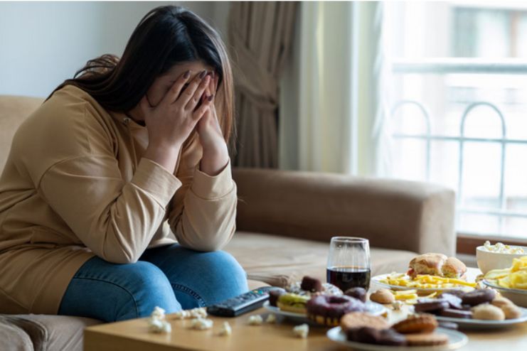 Are there feelings of regret or guilt after emotional eating