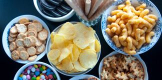 ఆహార కోరికలు: కారణాలు, ఉత్ర్పేరకాలు, ప్రభావవంతమైన వ్యూహాలు - Food Cravings: Causes, Triggers, and Effective Coping Strategies Food Cravings_ Causes, Triggers, and Effective Coping Strategies