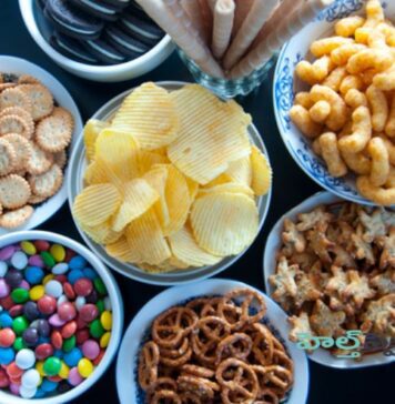 ఆహార కోరికలు: కారణాలు, ఉత్ర్పేరకాలు, ప్రభావవంతమైన వ్యూహాలు Food Cravings_ Causes, Triggers, and Effective Coping Strategies