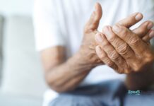 అరచేతుల దురద: సాధారణ కారణాలు, ప్రభావవంతమైన చికిత్స Itchy Palms_ Common Causes and Effective Treatment