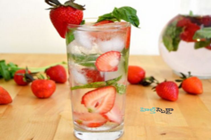 Strawberry & Basil Detox Water