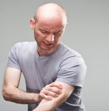 ఎడమ చేయి నొప్పి ప్రమాదకరమా?: కారణాలు, చికిత్సలు Left arm pain_ Causes, Symptoms and Treatments