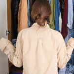 what color clothes repel mosquitoes