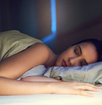 రాత్రిపూట బాగా నిద్రపోవడానికి టాప్ 15 నిరూపితమైన చిట్కాలు Top 15 Proven Tips to Get Quality Sleep at Night