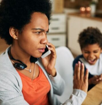 శ్రద్ధను కోరుకునే ప్రవర్తన సంకేతాలు, పరిష్కార మార్గాలు Signs of Attention-Seeking Behavior and How to Address Them