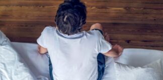 పడక తడపడం: కారణాలు, లక్షణాలు మరియు చికిత్స - Bed-wetting: Causes, Symptoms and Treatment bed wetting causes, symptoms and Treatment